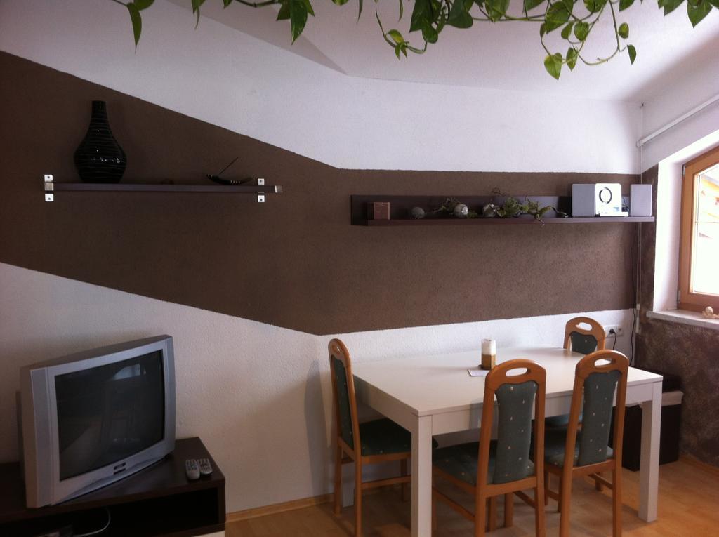 Haus Schiestl Apartamento Zell am Ziller Quarto foto